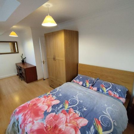 Ash Lawns Apartment Болтън Екстериор снимка