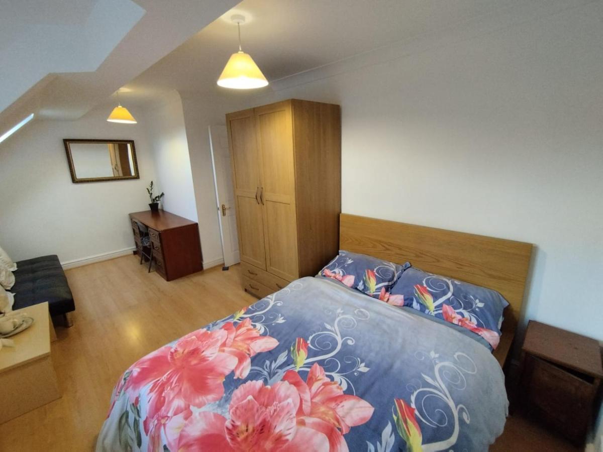 Ash Lawns Apartment Болтън Екстериор снимка
